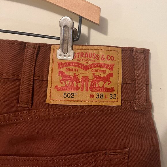 Levi's lightly-worn 502 brown regular taper fit stretch twill pants - Picture 4 of 4